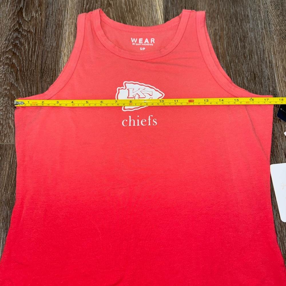 NWT WEAR by Erin Andrews Gracie Hunt Red Kansas City Chiefs Ombre Tank Top Small - Picture 8 of 11